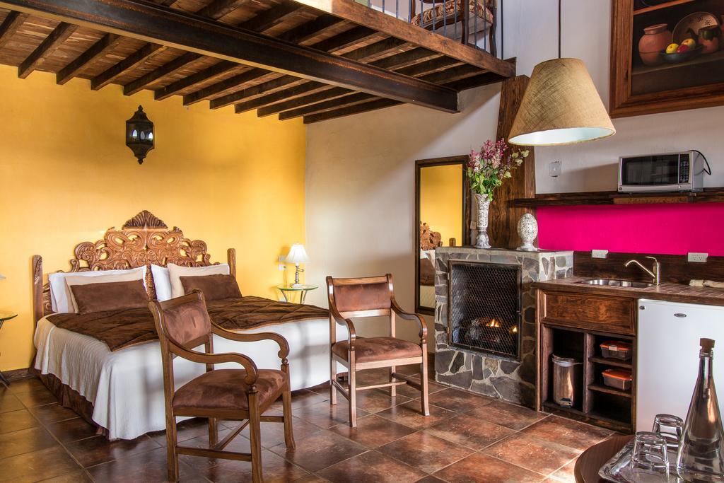 Hotel Villa Cassis Тапальпа Экстерьер фото